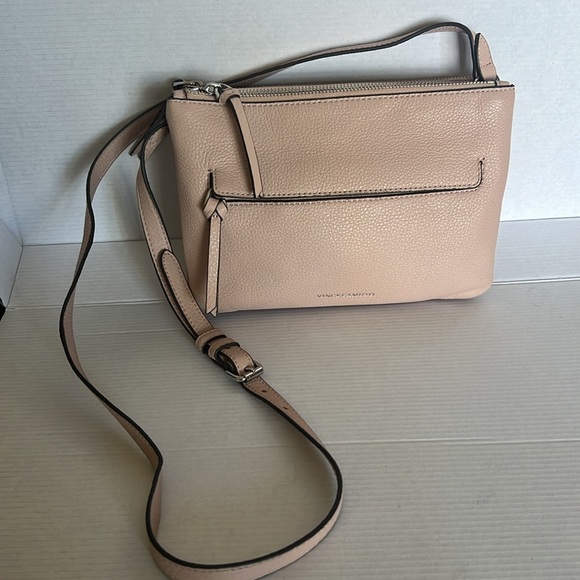 Vince Camuto cross body bag - Picture 2 of 4